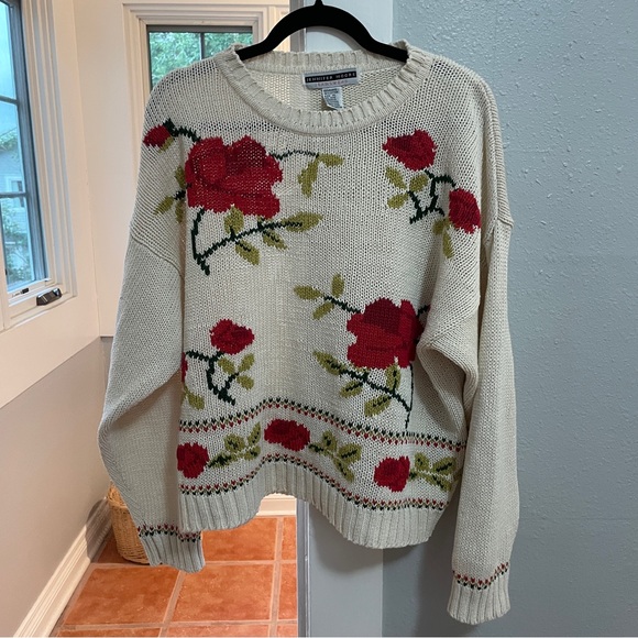 Vintage Floral Knit Sweater - Picture 3 of 6